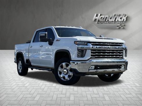 Used 2022 Chevrolet Silverado 2500 LTZ AWD/4WD image 2