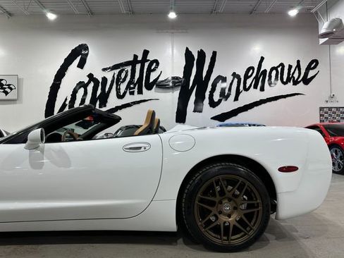Used 2004 Chevrolet Corvette Convertible w/ Preferred Equipment Group image 7