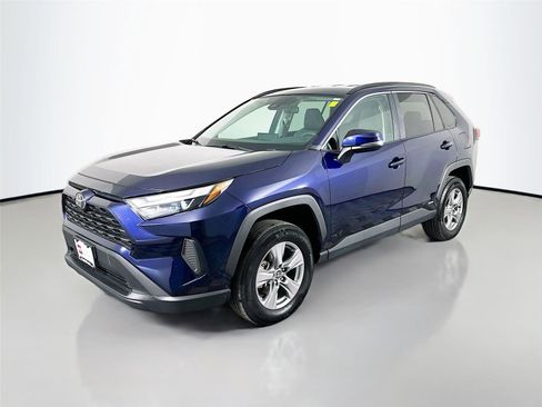 Certified 2025 Toyota RAV4 XLE image 3