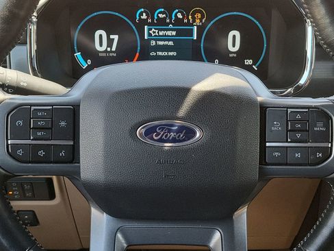 Used 2023 Ford F150 Lariat w/ Trailer Tow Package AWD/4WD image 11