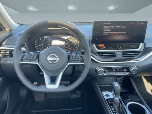 New 2025 Nissan Altima 2.5 SR w/ SR Premium Package image 26