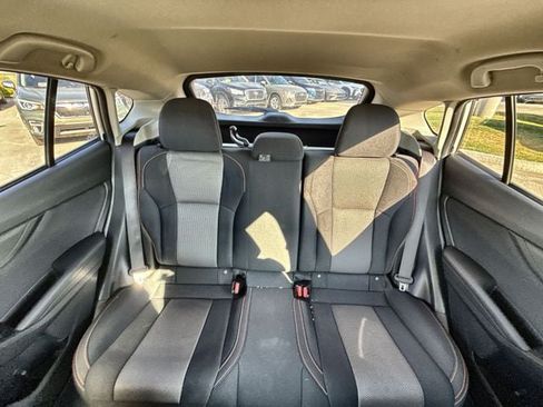 Used 2019 Subaru Crosstrek 2.0i Premium AWD/4WD image 21
