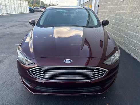 Used 2018 Ford Fusion SE w/ Fusion SE Technology Package image 7