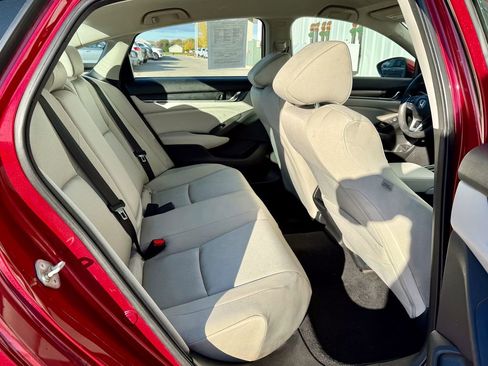 Used 2018 Honda Accord Hybrid image 17