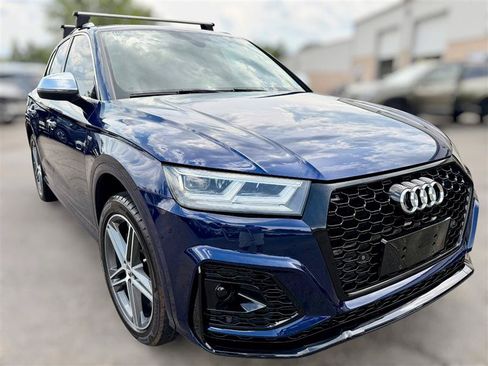 Used 2018 Audi SQ5 Premium Plus w/ Navigation Package AWD/4WD image 2