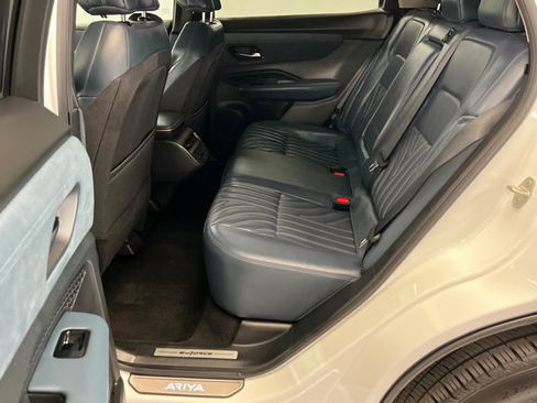 Used 2023 Nissan Ariya AWD/4WD image 21