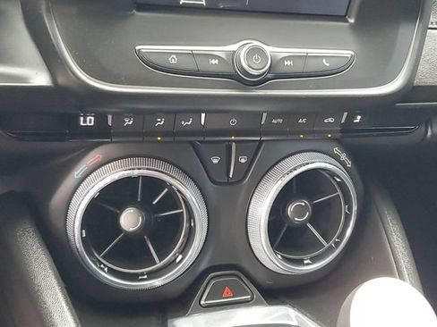 Certified 2019 Chevrolet Camaro LT RWD image 22