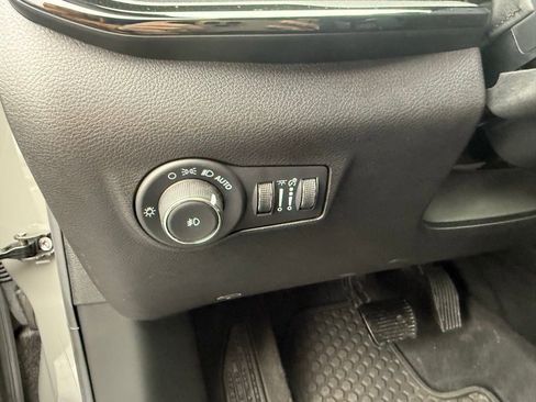 Used 2022 Jeep Compass Trailhawk w/ Trailhawk Convenience Group image 13