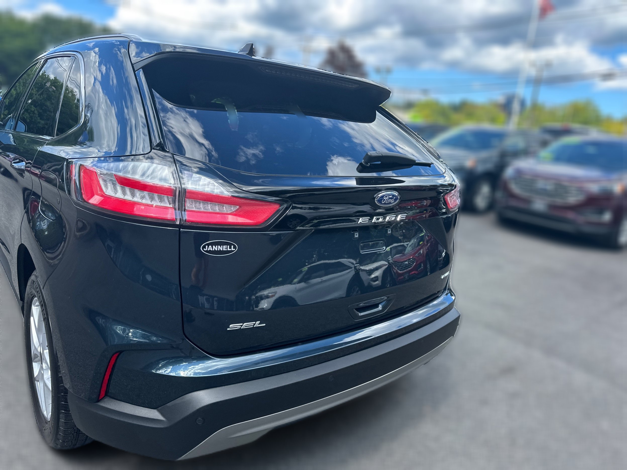 Used 2023 Ford Edge SEL w/ Convenience Package AWD/4WD image 23