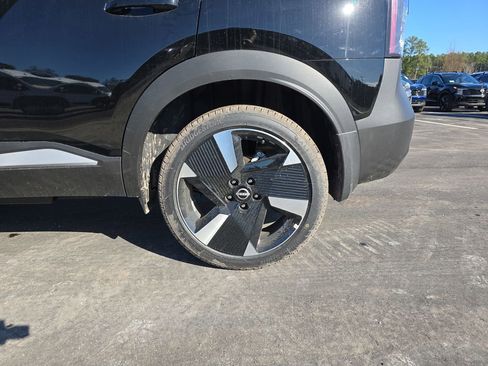 New 2026 Nissan Kicks SR image 34