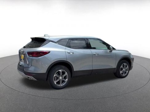 Used 2026 Chevrolet Blazer LT FWD image 14