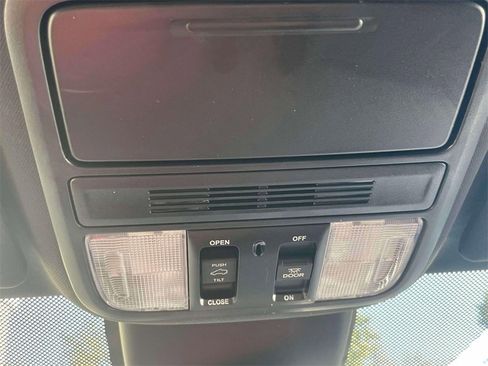 Certified 2023 Honda Odyssey Sport image 31