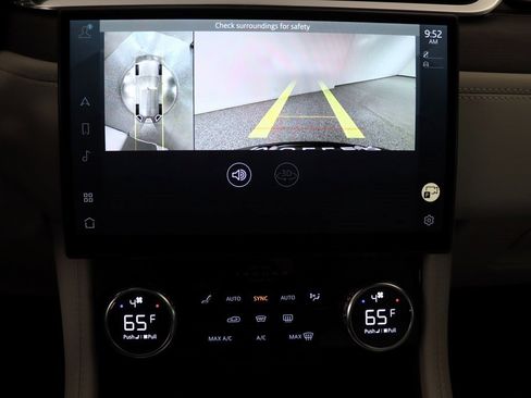 Used 2021 Jaguar F-PACE S image 21