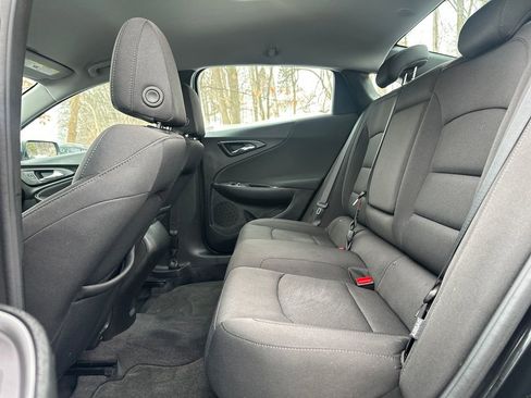 Used 2018 Chevrolet Malibu LS image 14