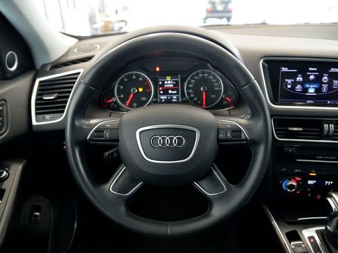 Used 2016 Audi Q5 2.0T Premium Plus w/ Technology Package AWD/4WD image 19