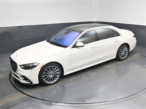 Used 2022 Mercedes-Benz S 500 4MATIC image 46