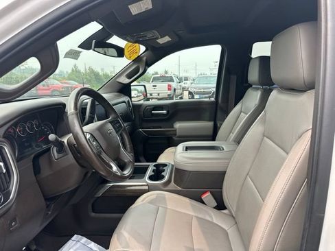 Used 2019 Chevrolet Silverado 1500 RST AWD/4WD image 16