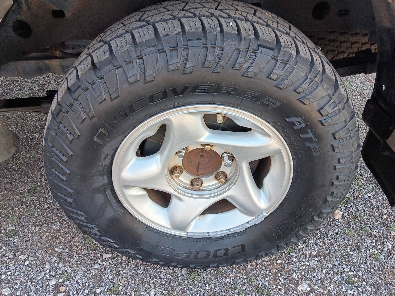Used 2004 Toyota Tundra SR5 w/ SR5 Extra Value Pkg RWD image 27