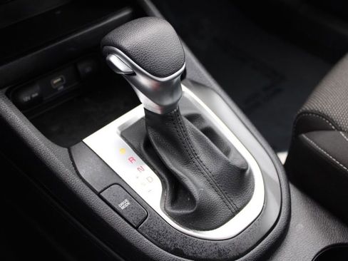 Used 2024 Kia Forte LXS image 35