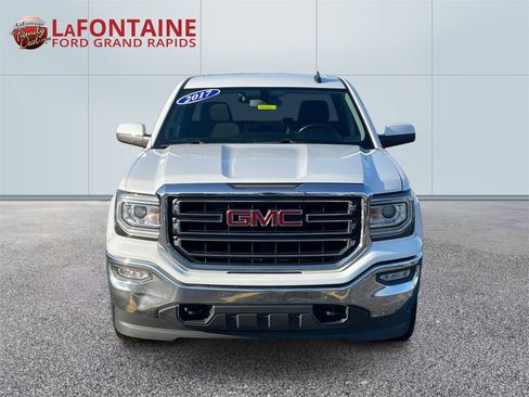 Used 2017 GMC Sierra 1500 SLE w/ SLE Value Package image 2