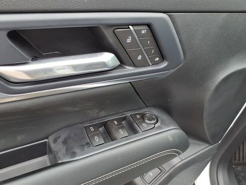 New 2026 GMC Terrain Elevation w/ Elevation Premium Package image 27