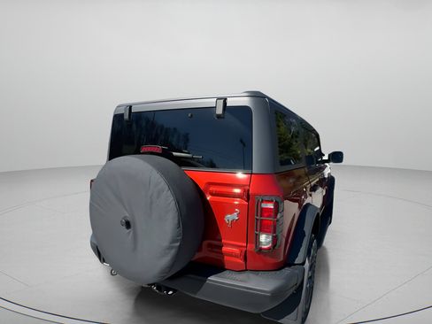 Certified 2024 Ford Bronco Black Diamond image 26