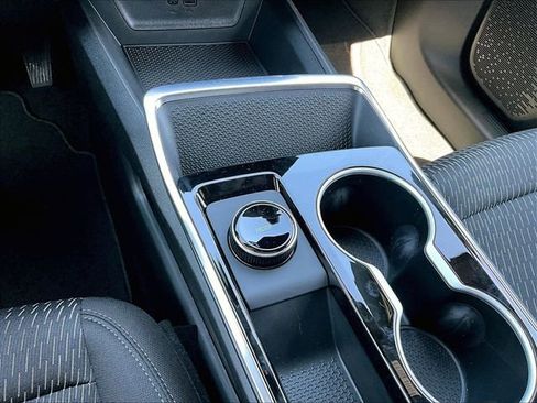 New 2026 Chevrolet Equinox LT image 24