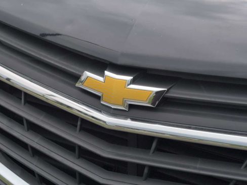 Used 2020 Chevrolet Equinox LS FWD image 12
