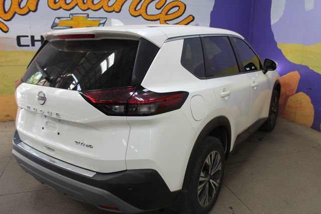 Used 2022 Nissan Rogue SV AWD/4WD image 8