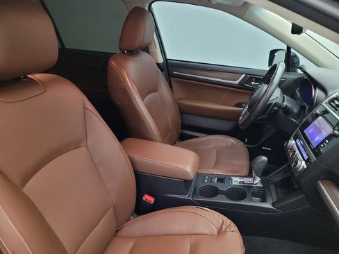 Used 2017 Subaru Outback 3.6R Touring w/ Popular Package #5A image 21