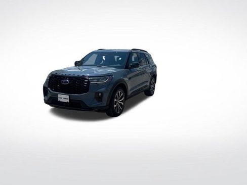Used 2025 Ford Explorer ST-Line AWD/4WD image 1