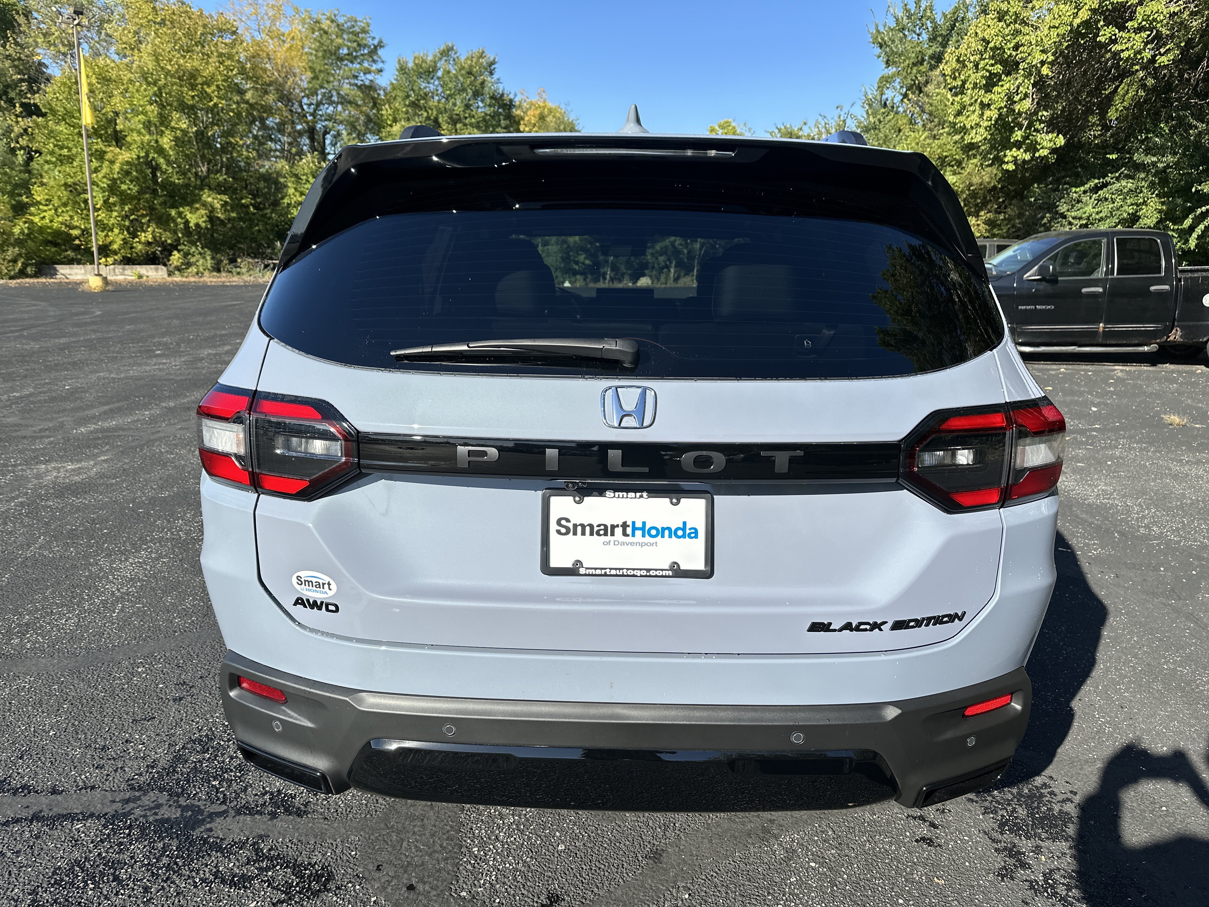 New 2026 Honda Pilot Black Edition image 6