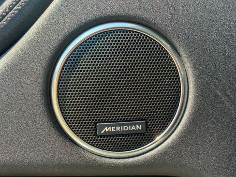 Used 2020 Land Rover Discovery Sport AWD/4WD image 13