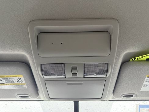 Used 2019 Nissan Frontier S image 26