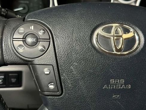 Used 2013 Toyota Sequoia Platinum AWD/4WD image 37