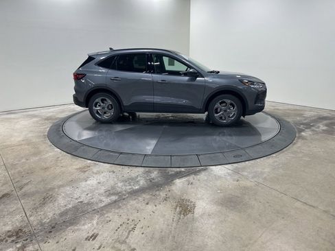 New 2026 Ford Escape ST-Line w/ Tech Pack #1 AWD/4WD image 5