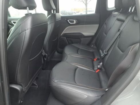 Used 2024 Jeep Compass Limited image 13