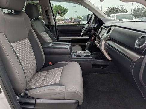 Used 2019 Toyota Tundra SR5 w/ SR5 Upgrade Package AWD/4WD image 32