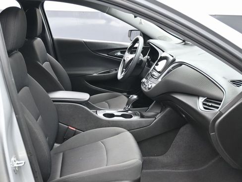 Used 2019 Chevrolet Malibu LS image 33