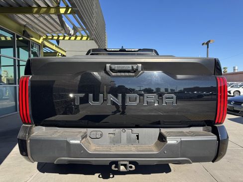 Used 2022 Toyota Tundra SR5 w/ Convenience Package image 13