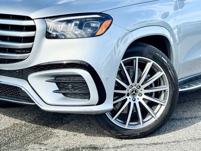 New 2026 Mercedes-Benz GLS 450 4MATIC
