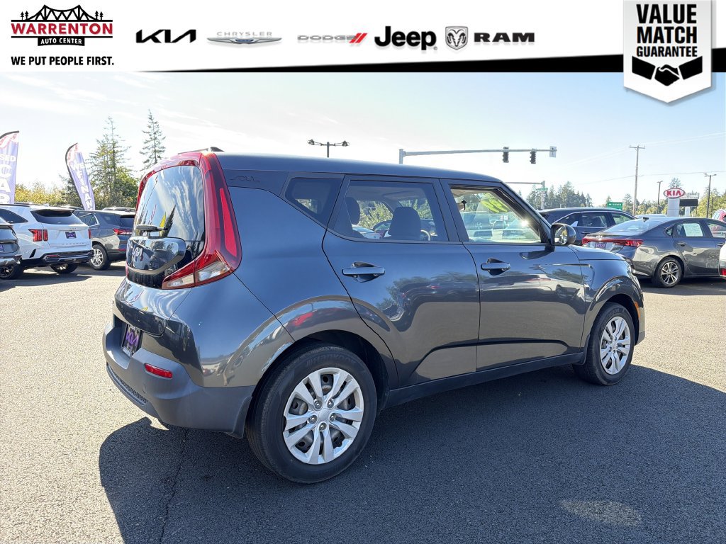 Used 2022 Kia Soul LX FWD image 8
