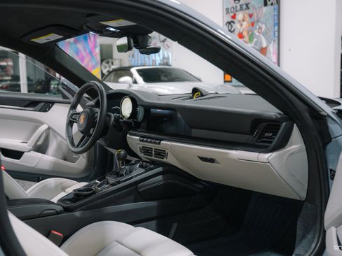 Used 2023 Porsche 911 GT3 image 9