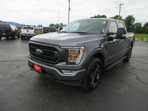 Used 2022 Ford F150 XLT w/ Equipment Group 302A High AWD/4WD image 11