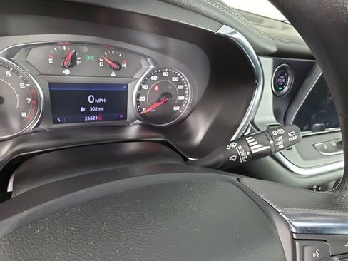 Used 2025 Chevrolet Blazer LT AWD/4WD image 32