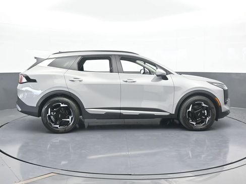Used 2026 Kia Sportage EX w/ EX Panorama Roof Package FWD image 7