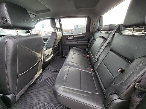 Used 2022 Chevrolet Silverado 1500 LTZ image 30