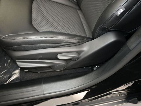 New 2026 Jeep Compass Latitude image 12