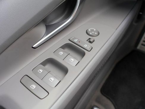 New 2026 Hyundai Elantra Sport FWD image 17
