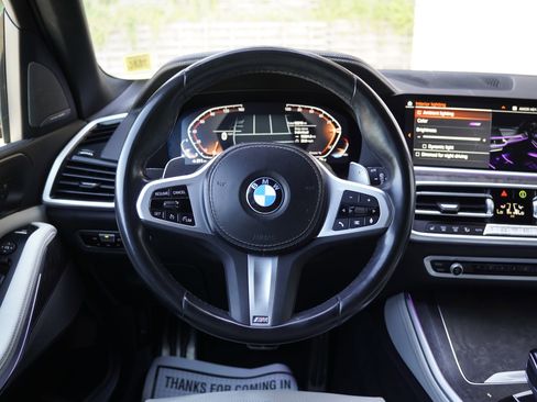 Used 2023 BMW X5 sDrive40i w/ M Sport Package RWD image 16